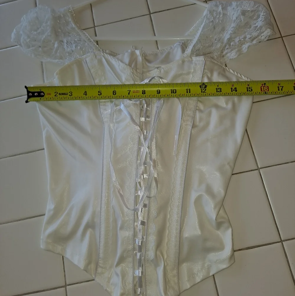 White lace short sleeve corset lace up high low lingerie top y2k shirt - Picture 8 of 14